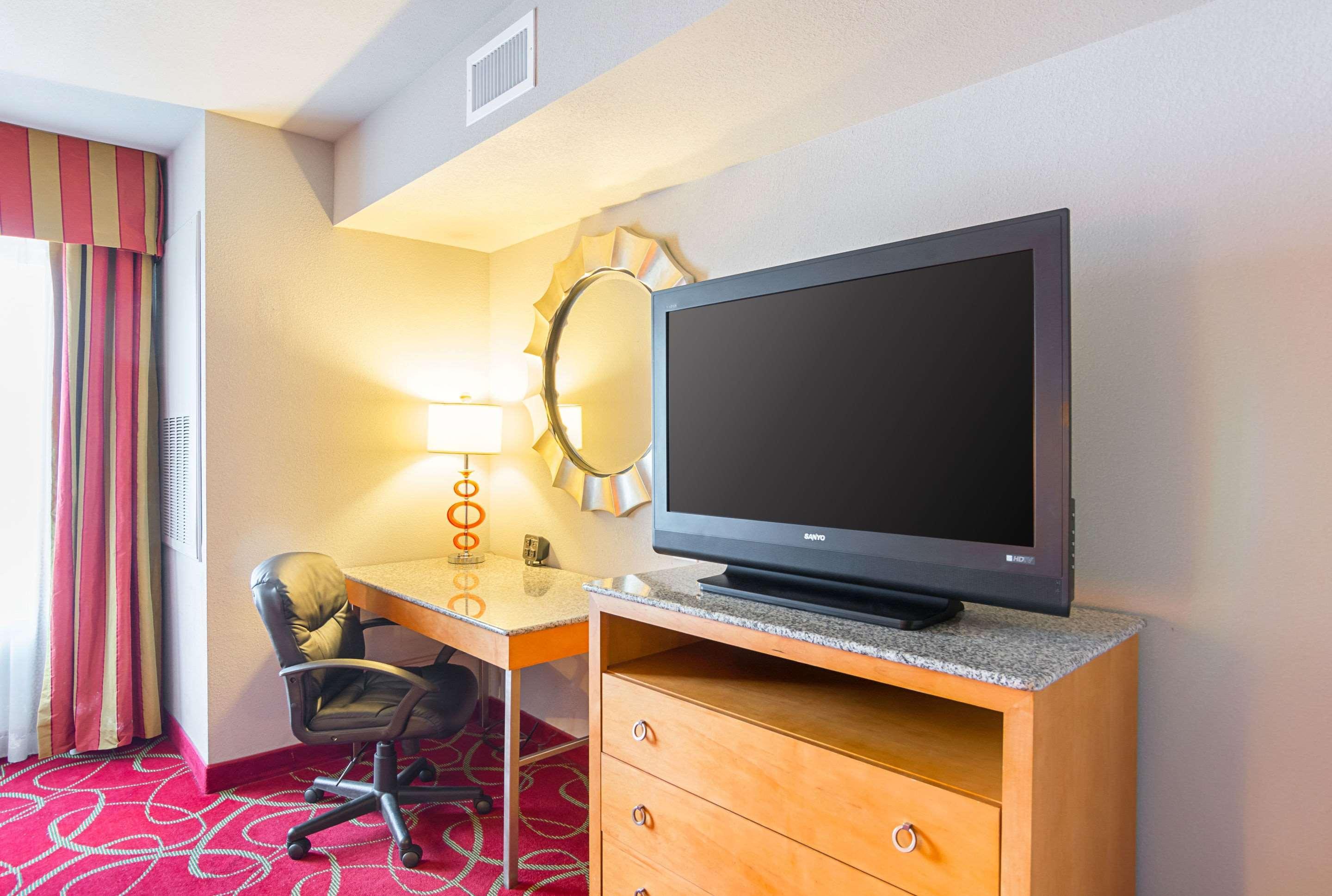 Comfort Suites At Virginia Center Commons Glen Allen Luaran gambar