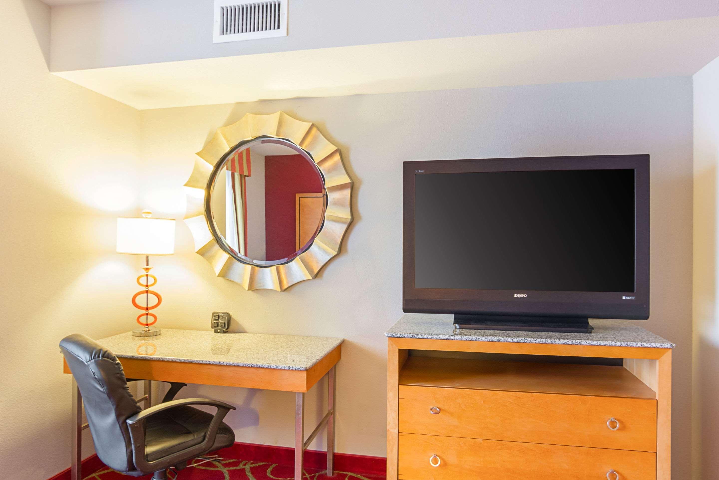 Comfort Suites At Virginia Center Commons Glen Allen Luaran gambar
