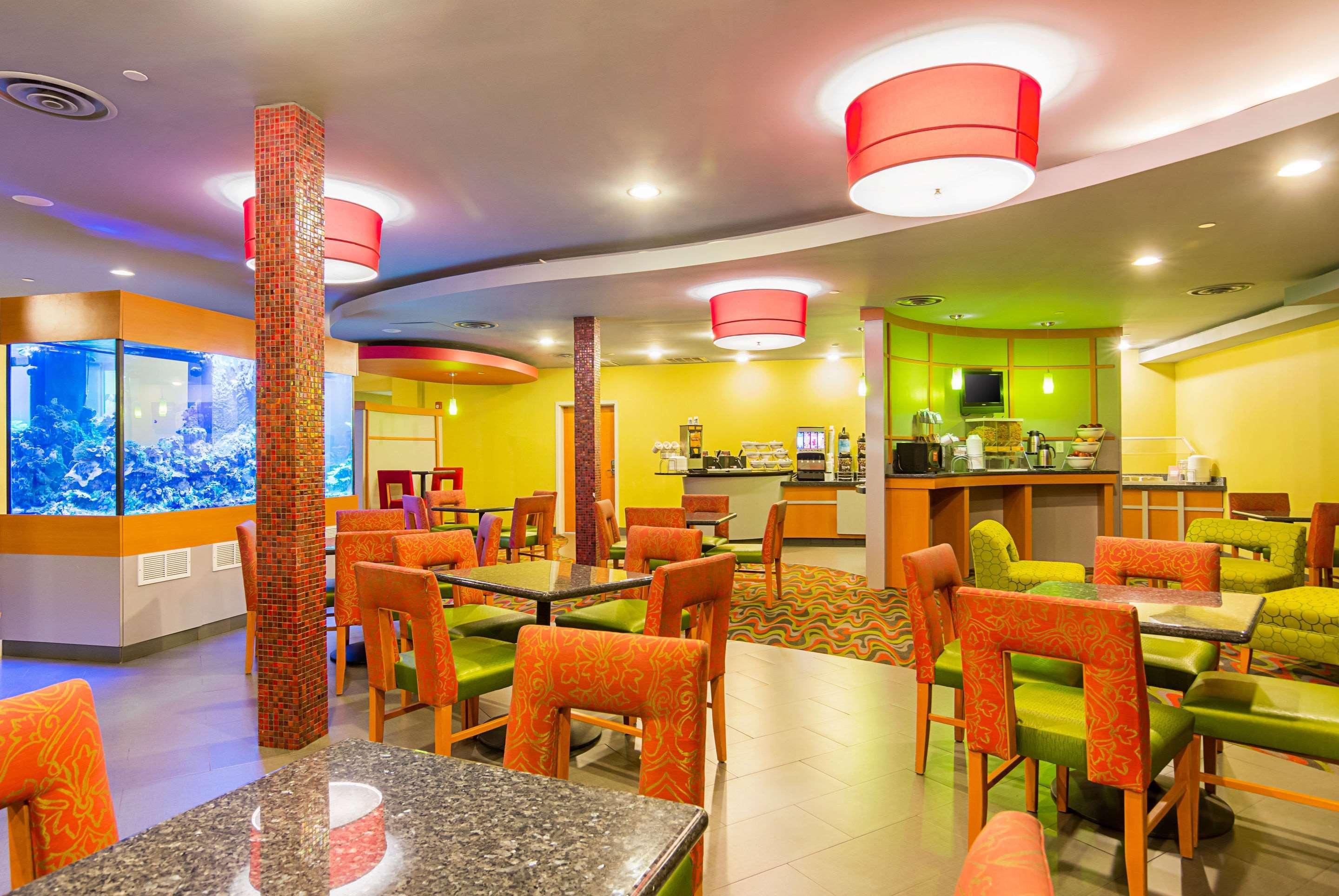 Comfort Suites At Virginia Center Commons Glen Allen Luaran gambar