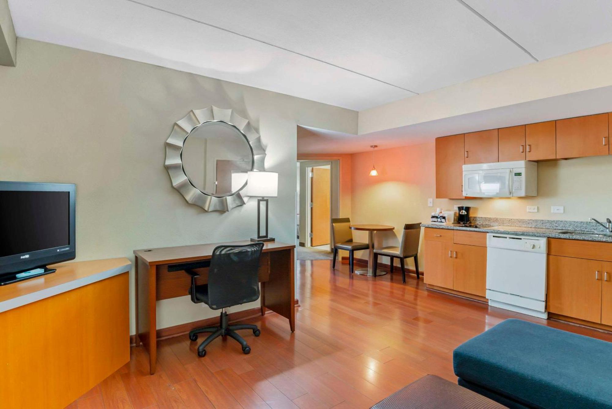 Comfort Suites At Virginia Center Commons Glen Allen Luaran gambar