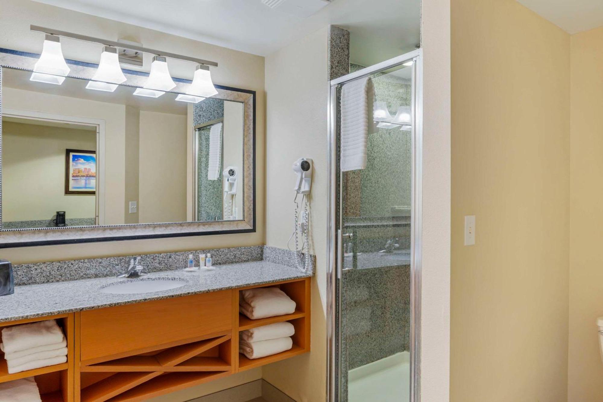 Comfort Suites At Virginia Center Commons Glen Allen Luaran gambar